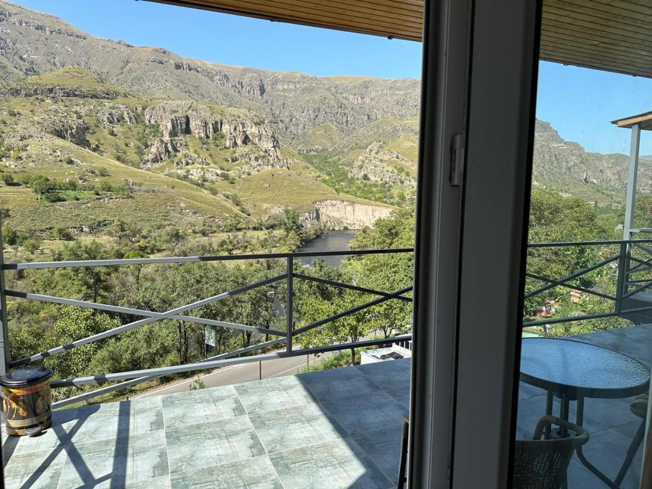 Hotel-Gvala Wardsia Exterior foto